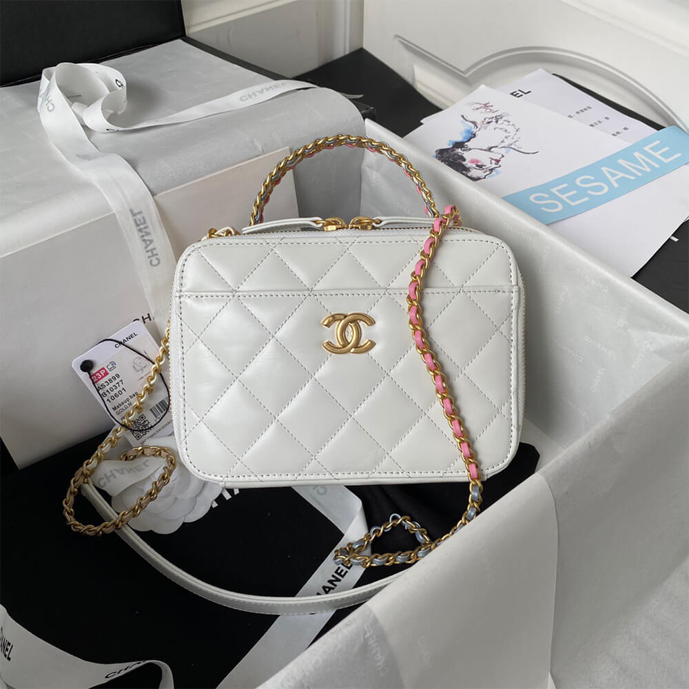 Ch*el vanity case
