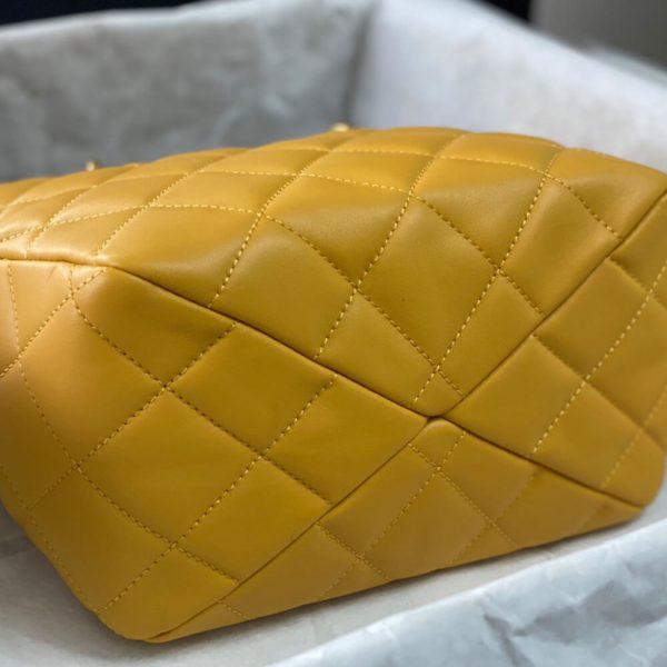 Ch*el shopping bag