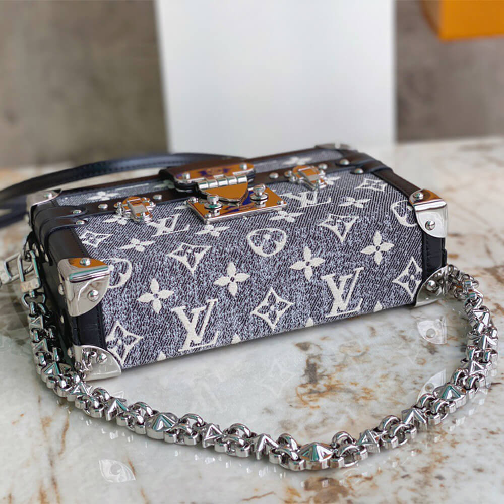 LV PETITE MALLE