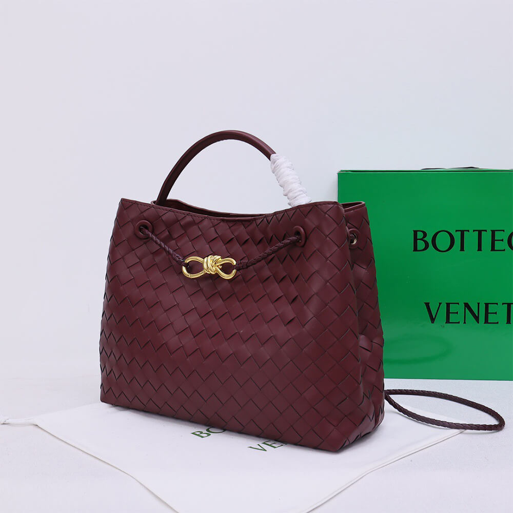 bo*te*ga Ve*ne*ta medium andiamo