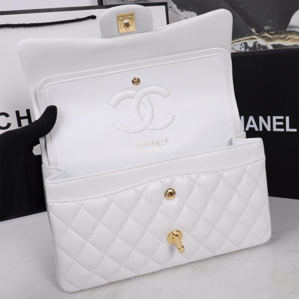 Ch*el classic flap medium